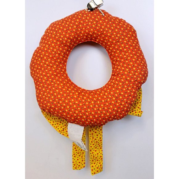 Needle In The Haystack Fabric Plush 15" Wreath Gingerbread Man Christmas Cottage - Picture 2 of 4